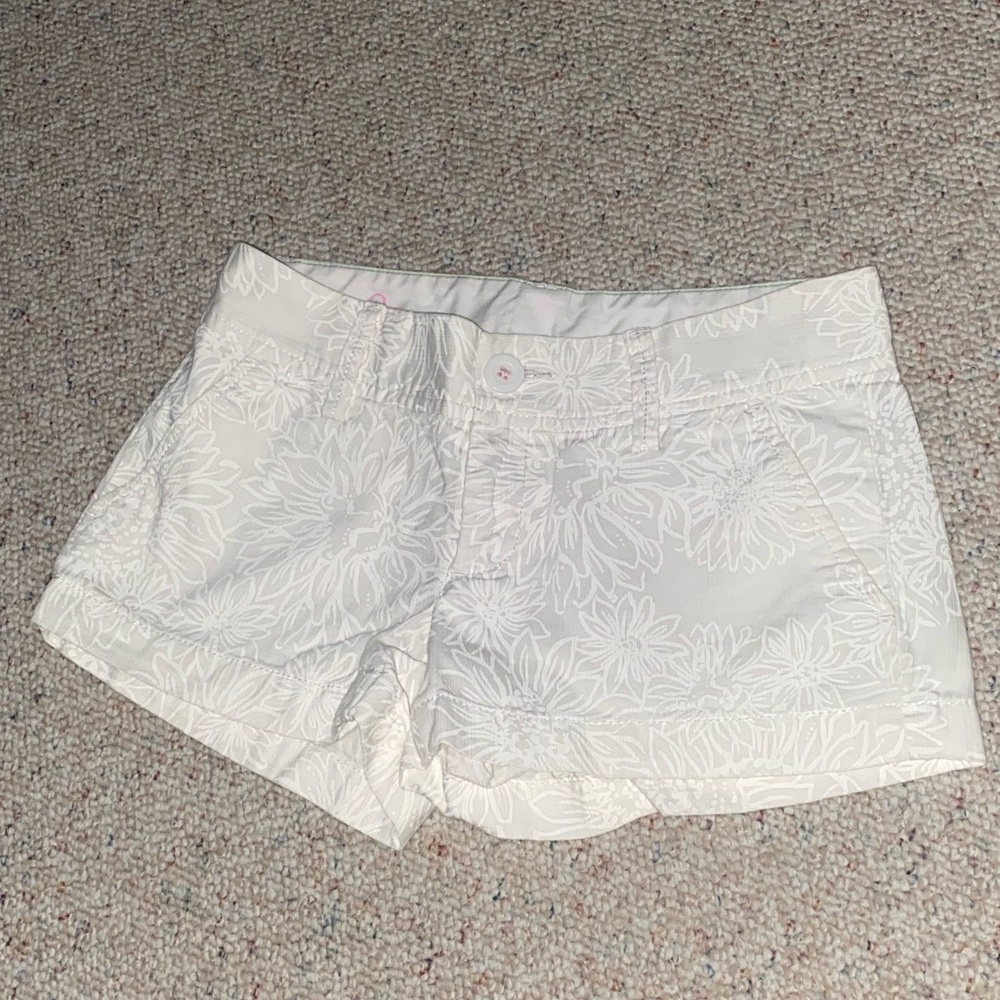 Lilly Pulitzer White Floral Shorts 00